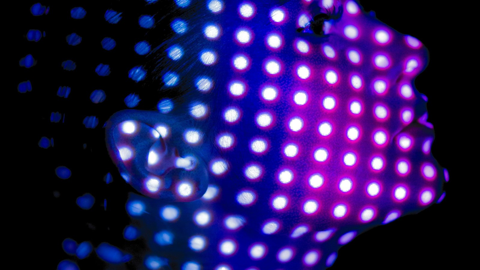 Digital face with projected light dots